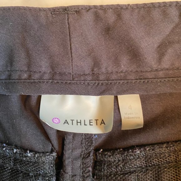 Athleta pant with side pocket - Picture 2 of 4